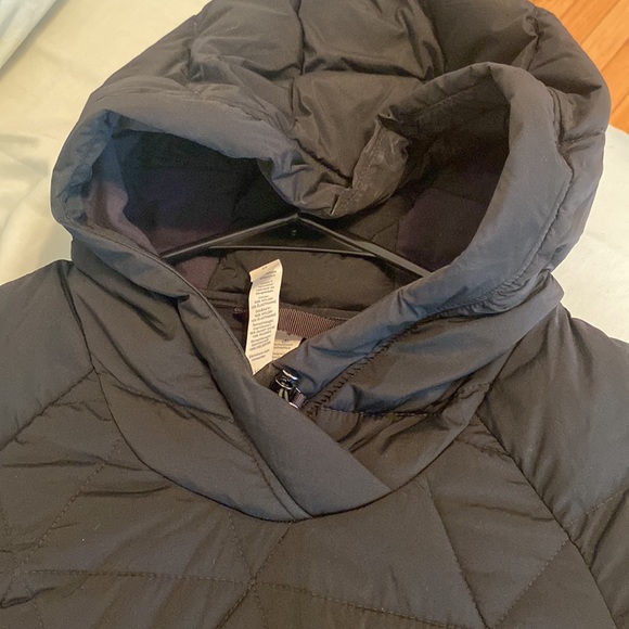 Lululemon jacket - Picture 8 of 11